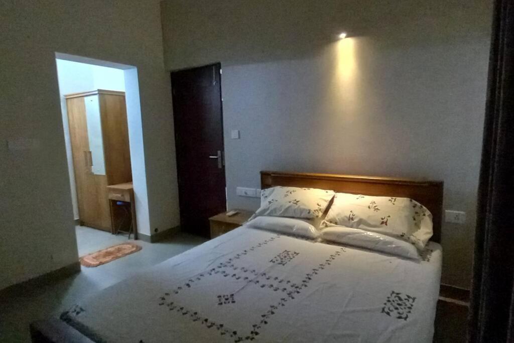 Eka Homes 3Bhdk Villa トリバンドラム エクステリア 写真
